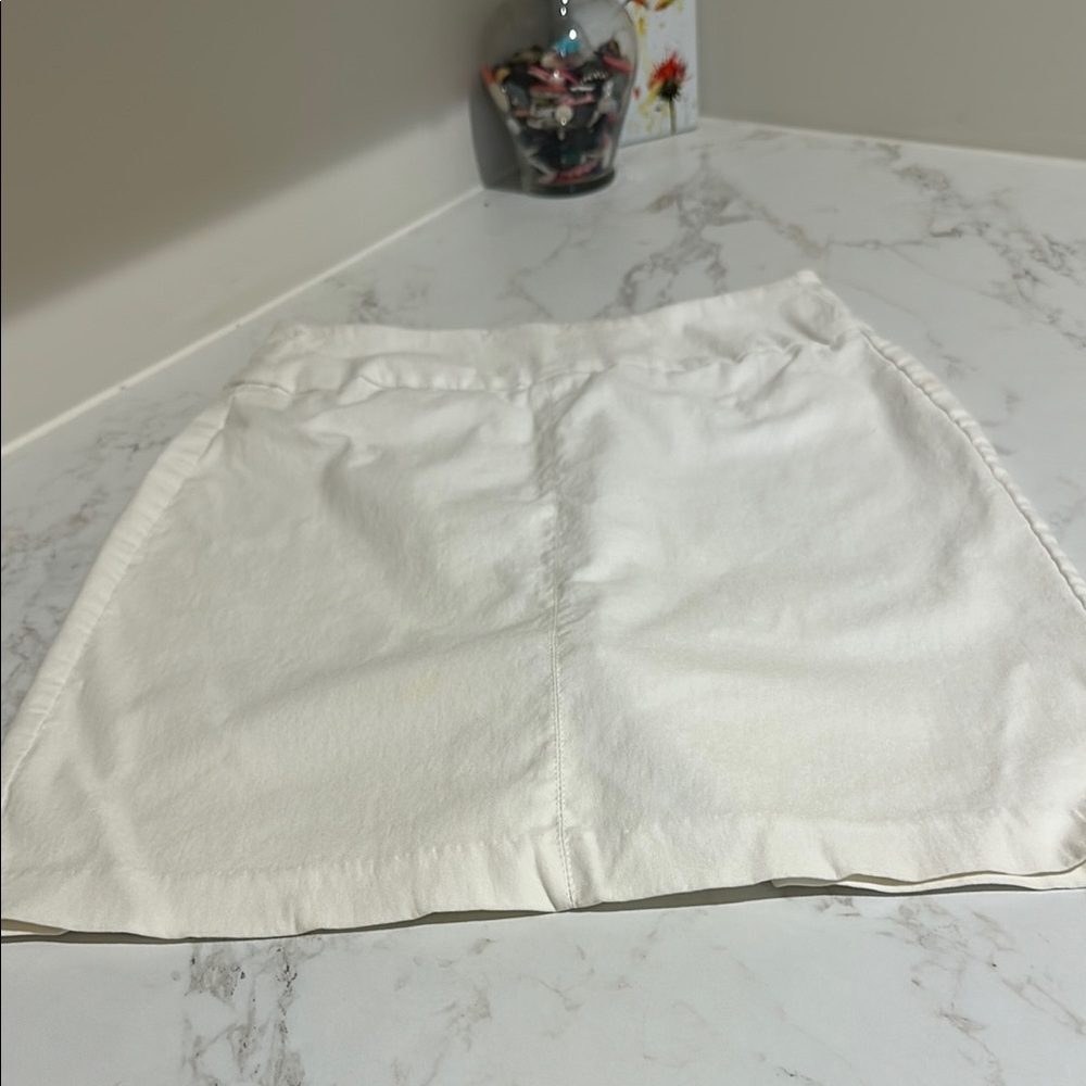 Lulu B Elegant White Women's Skirt stretchy fabric; SZ 2